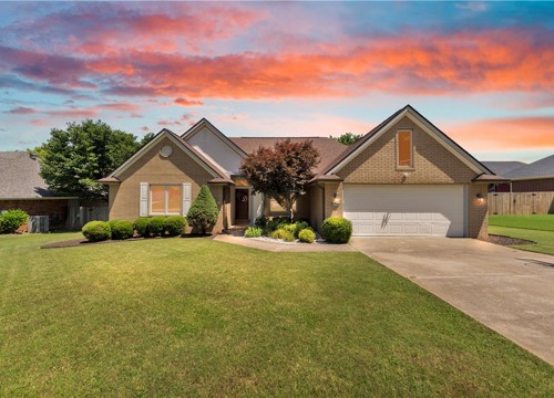 4374 W Sandingham Street, Fayetteville AR