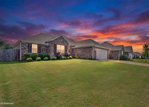 1369 N Pershing Street, Fayetteville AR