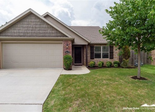 2657 N Valencia Avenue, Fayetteville AR