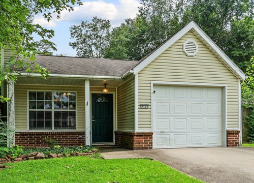 3207 W Wildflower Street, Fayetteville AR