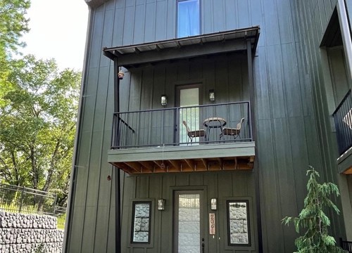 2061 E Roe Terrace, Fayetteville AR