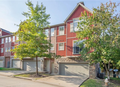 2852 W Hillshire Drive, Fayetteville AR