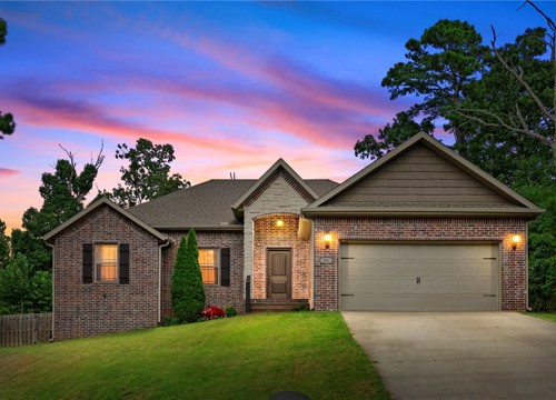 10 Wendron Lane, Bella Vista AR