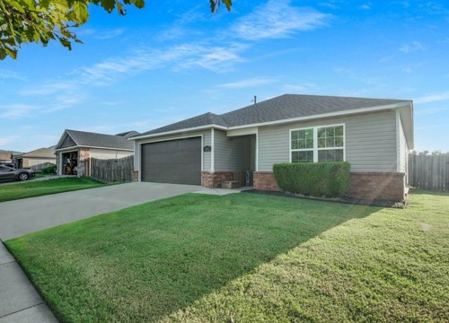1091 S Spritz Drive, Fayetteville AR