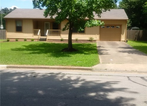 2110 S Emma Avenue, Fayetteville AR