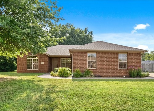 1493 N Hazeltine Drive, Fayetteville AR