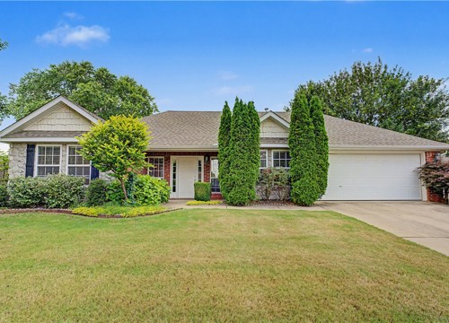 1945 N Cannondale Drive, Fayetteville AR