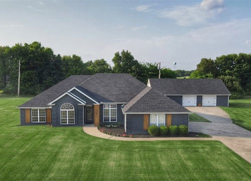 8770 W Forest Hills Drive, Fayetteville AR