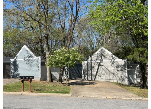 2077 N Kantz Lane, Fayetteville AR