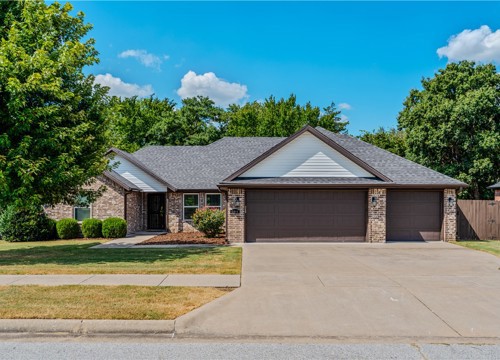 5044 E Talon Trail, Fayetteville AR