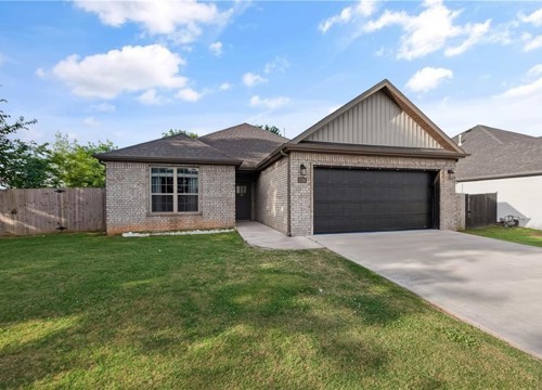 730 Winston Place, Centerton AR