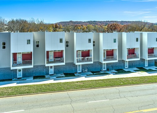 1512 S Razorback Road, Fayetteville AR