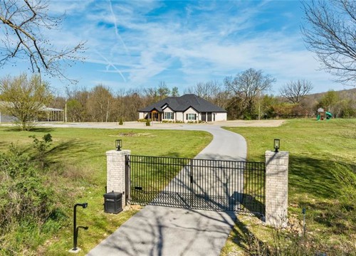 478 E Bowen Boulevard, Fayetteville AR
