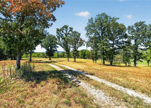 2277 S Ed Edwards Road, Fayetteville AR