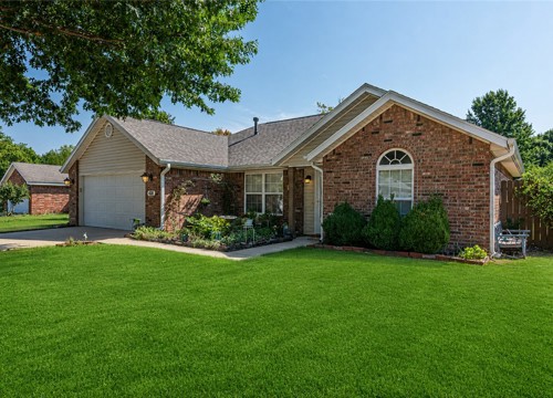 838 S Regency Drive, Fayetteville AR