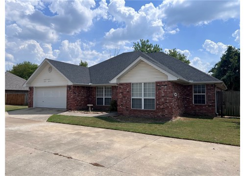 5563 E Antlers Court, Fayetteville AR