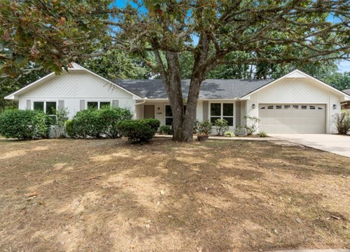 2408 N East Oaks Drive, Fayetteville AR