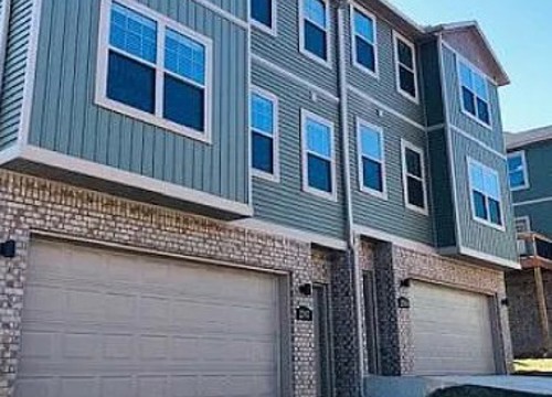 2787 W Blackstone, Fayetteville AR