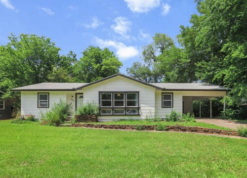 2300 W Holly Street, Fayetteville AR