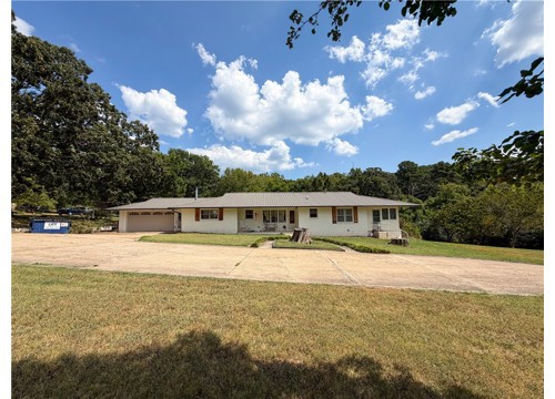 503 S Parrott Drive, Huntsville AR