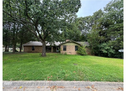 2405 E Gentle Oaks Lane, Fayetteville AR