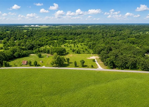 511 NW Cowan Avenue, Gentry AR