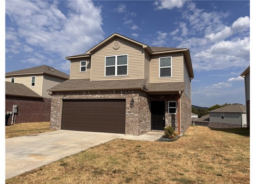 3271 Red Tail Way, Farmington AR
