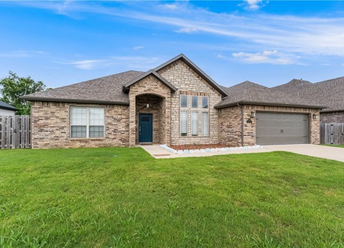 1930 Sunrise Circle, Centerton AR