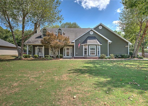 1844 N Buckley Drive, Fayetteville AR