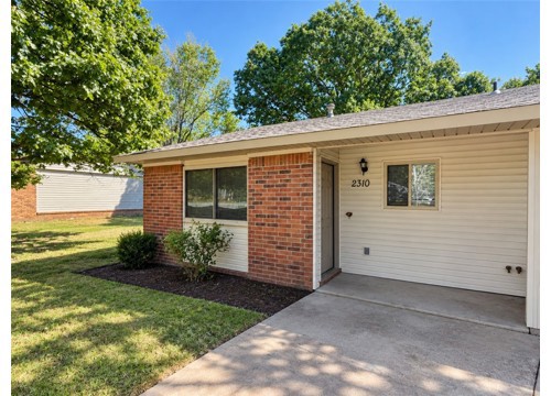 2310 Raven Lane, Fayetteville AR