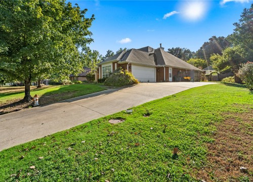 1631 N Arthurs Court, Fayetteville AR