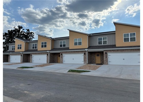 1036 Seaborn Way, Pea Ridge AR