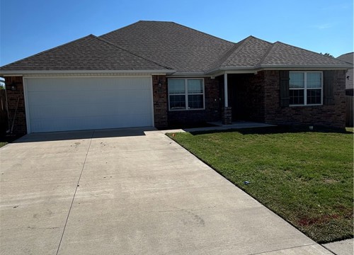 916 Brook Street, Gentry AR