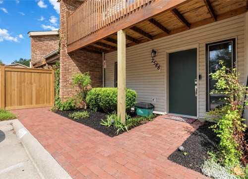 2588 E Sweetbriar Drive, Fayetteville AR