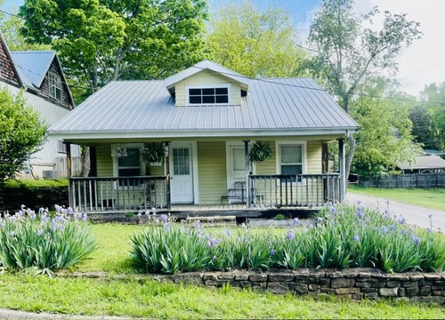160 E Meadow Street, Fayetteville AR