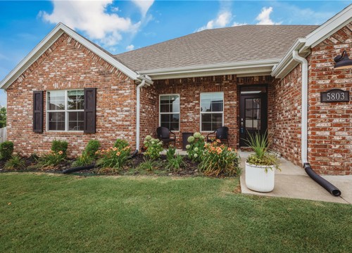 5803 W Poison Springs Drive, Fayetteville AR