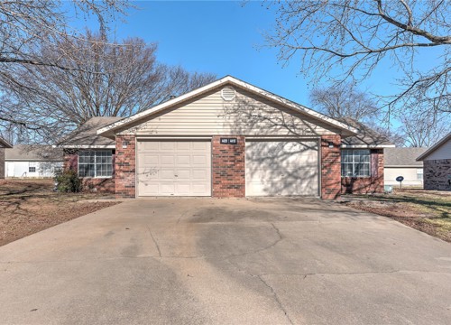 4418 & 4420 W Franciscan Trail, Fayetteville AR