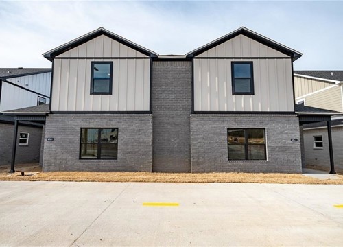 825 S Rupple Road, Fayetteville AR