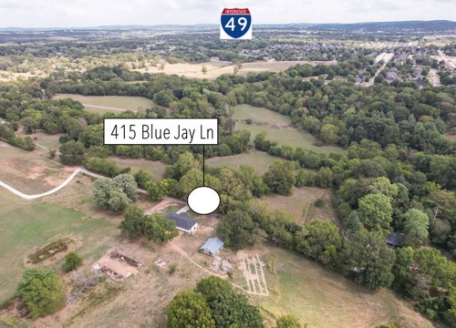 415 Blue Jay Lane, Fayetteville AR