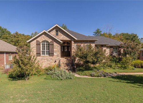 3218 E Idlewood Way, Fayetteville AR