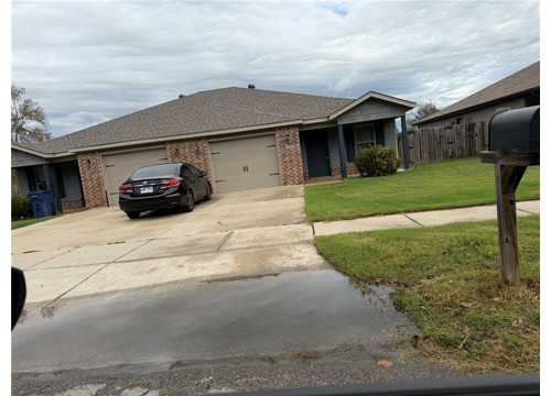 1621 E Central Street B, Siloam Springs AR
