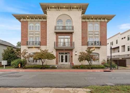 212 SE A Street 32, Bentonville AR