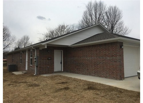 910 Crutcher Street B, Springdale AR
