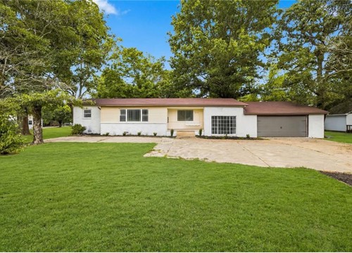 5976 E Huntsville Road, Fayetteville AR
