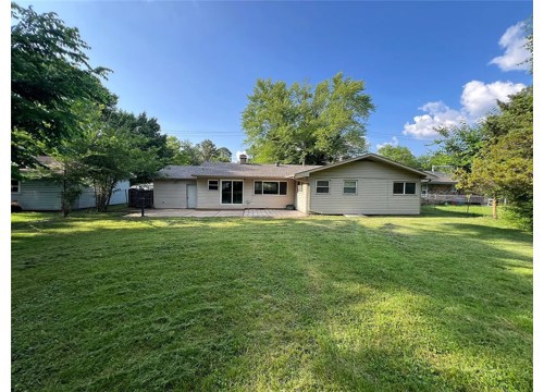 2121 W Wedington Drive, Fayetteville AR