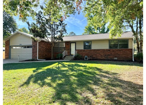 104 Glenview Street, Harrison AR